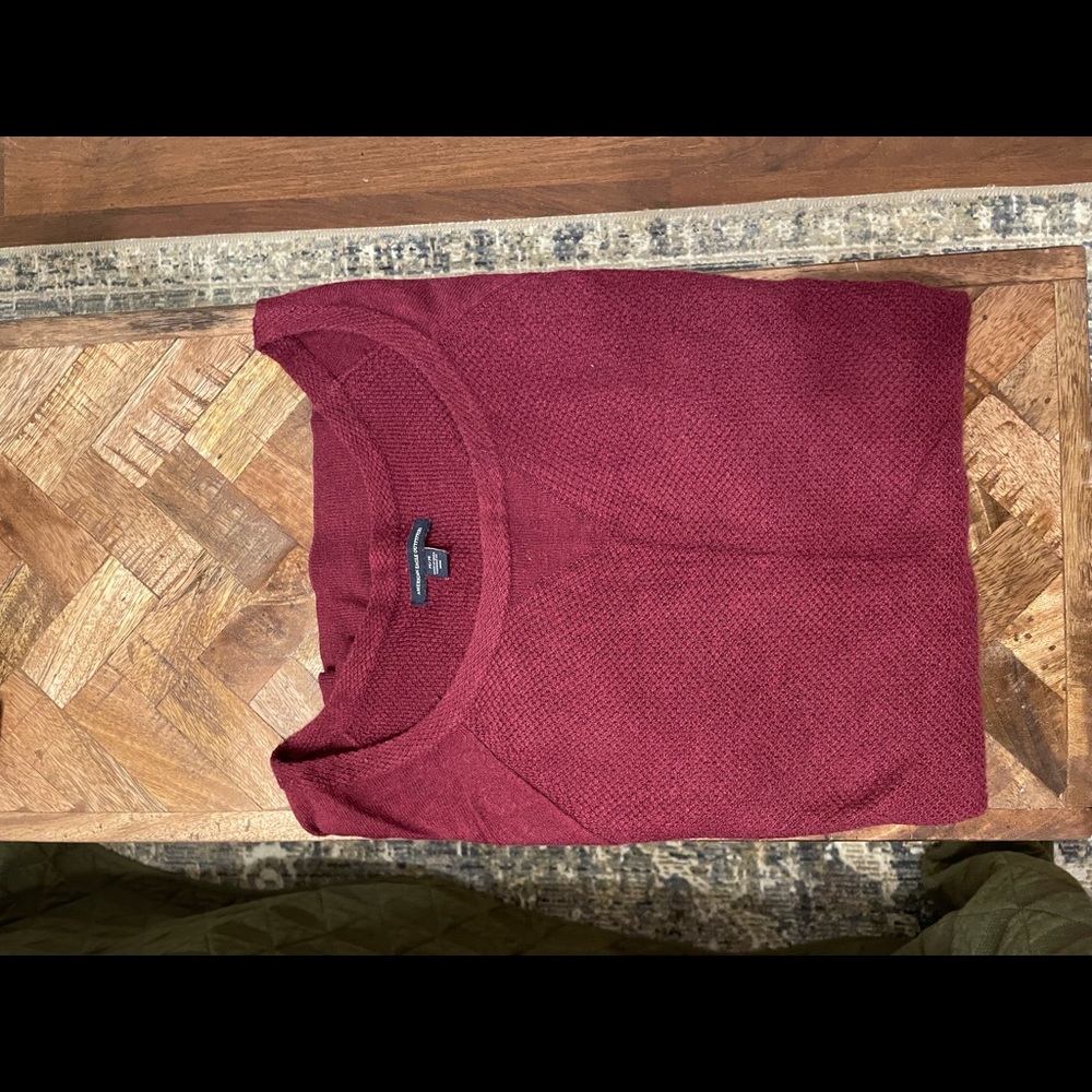 American Eagle sweater